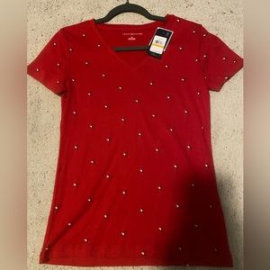 Women’s Tommy Hilfiger T-shirt Size small. Never worn. Brand new with tags!!